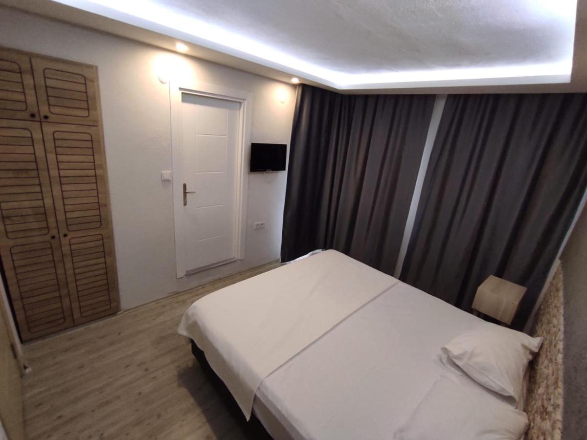 1989 Hotel Sebat Çeşme Kültér fotó