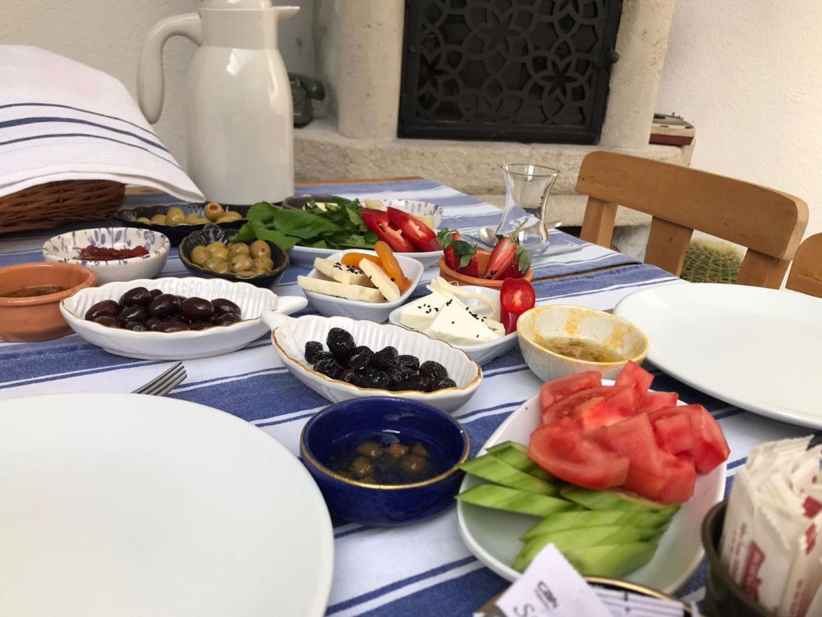 1989 Hotel Sebat Çeşme Kültér fotó
